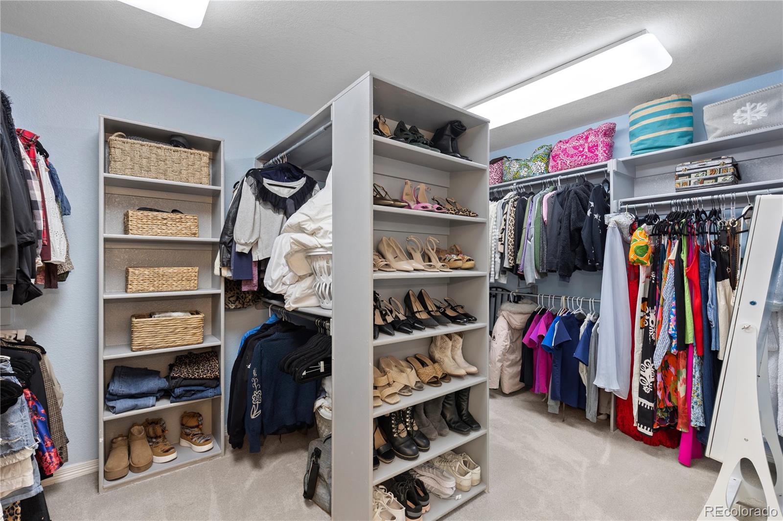 9141 Roundtree Drive Highlands Ranch, CO 80126 - Photo 24 of 43