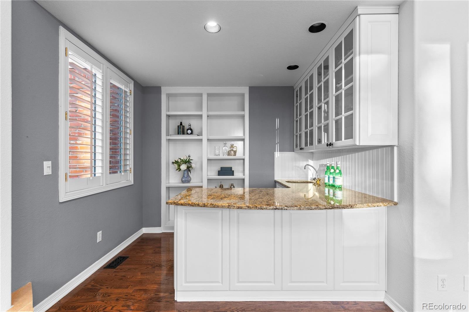 9141 Roundtree Drive Highlands Ranch, CO 80126 - Photo 7 of 43