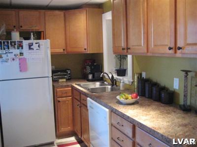 239 Ridge Street Emmaus, PA 18049 - Photo 7 of 16 Gallery Image 7