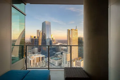 $2,999,999 | 501 West Avenue, Unit 3303, Austin, TX 78701