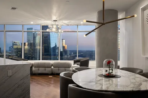 $2,999,999 | 501 West Avenue, Unit 3303, Austin, TX 78701