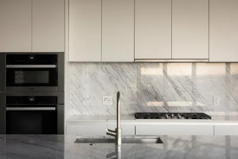 $2,999,999 | 501 West Avenue, Unit 3303, Austin, TX 78701