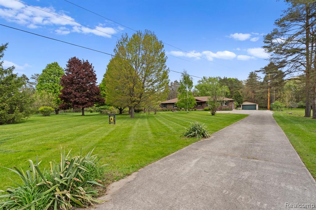 7540 Dexter-Pinckney Road Dexter, MI 48130 - Photo 2 of 53