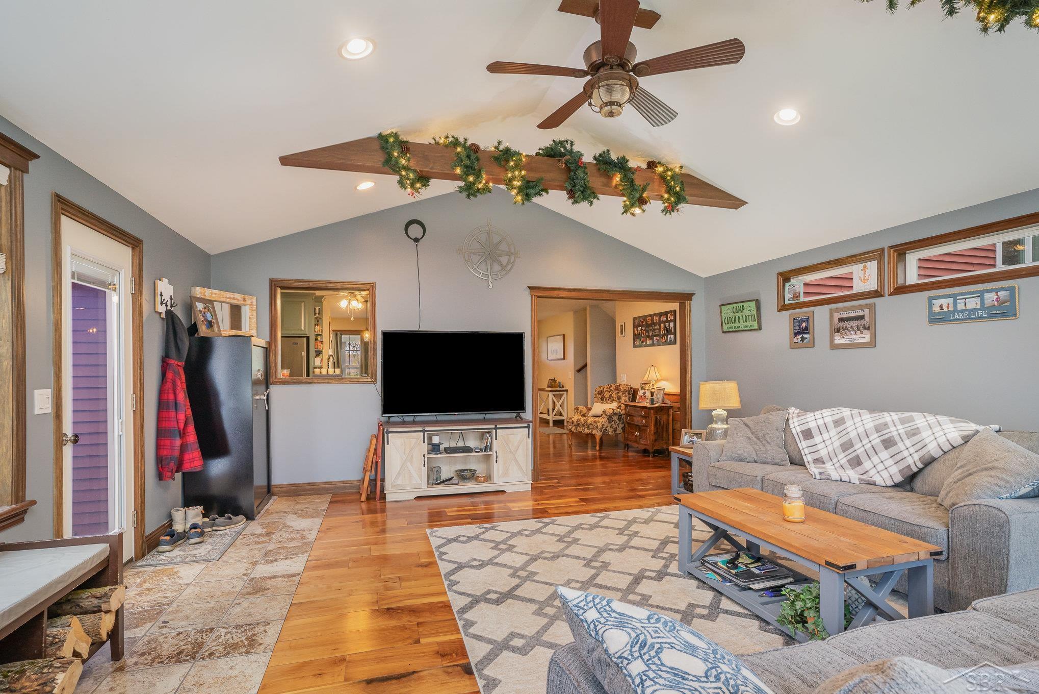 655 West Parish Road Kawkawlin, MI 48631 - Photo 10 of 44 Gallery Image 10