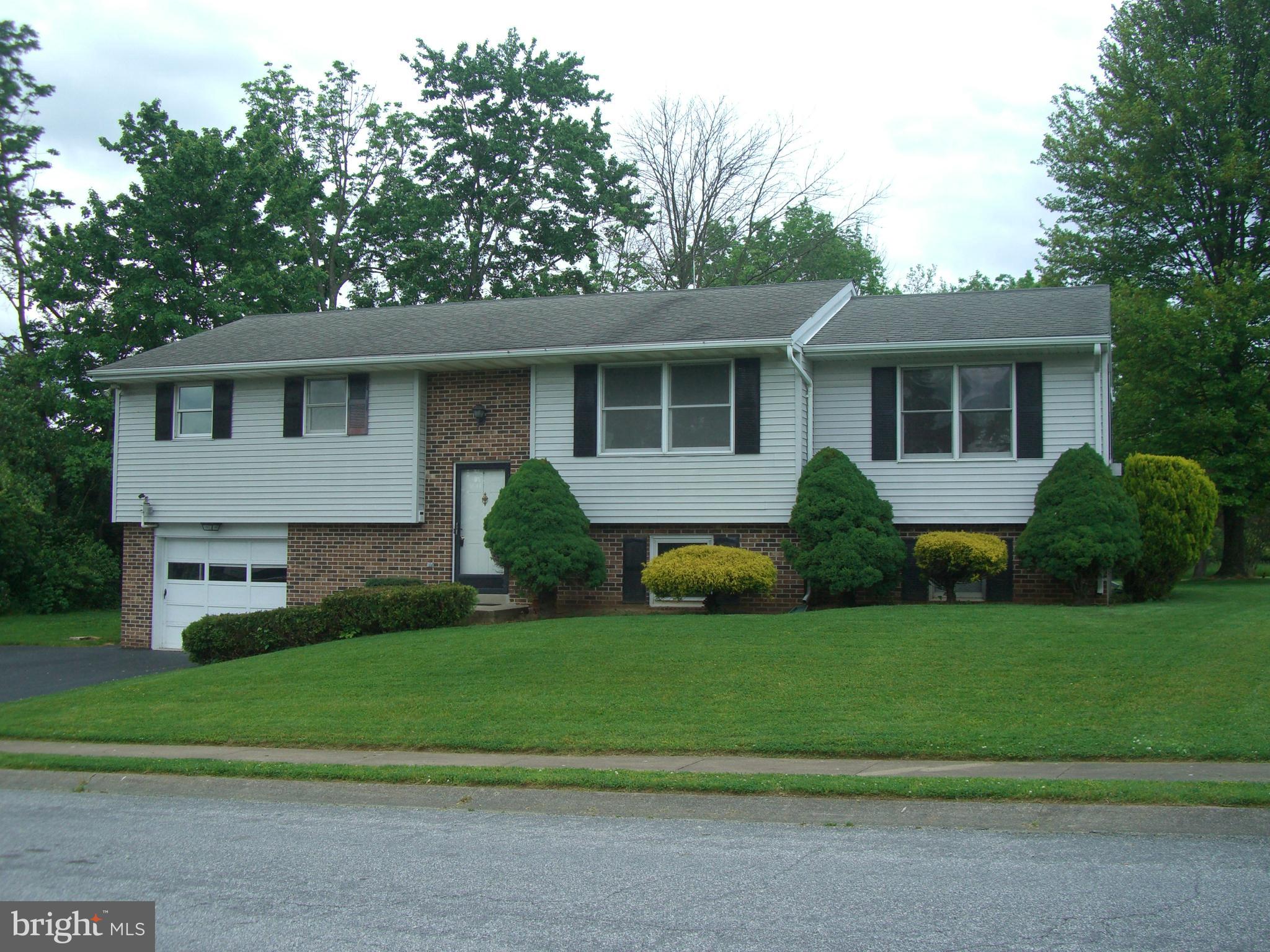 17 Stony Run Road Stevens, PA 17578 - Photo 1 of 21 Gallery Image 1