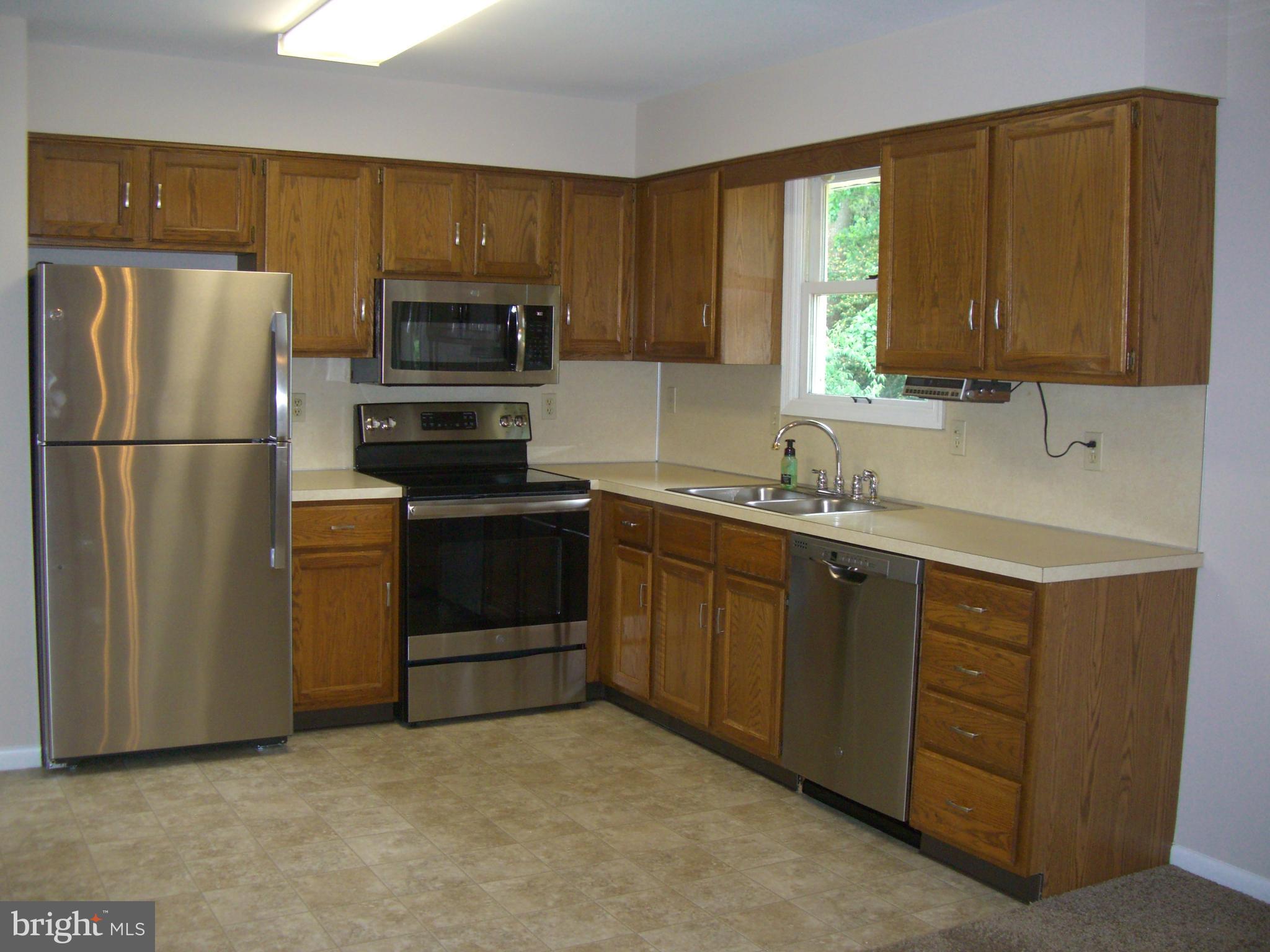 17 Stony Run Road Stevens, PA 17578 - Photo 8 of 21 All New Stainless Steel Appliances