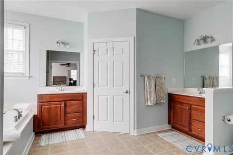 $575,000 | 16875 Jaydee Court, Moseley, VA 23120