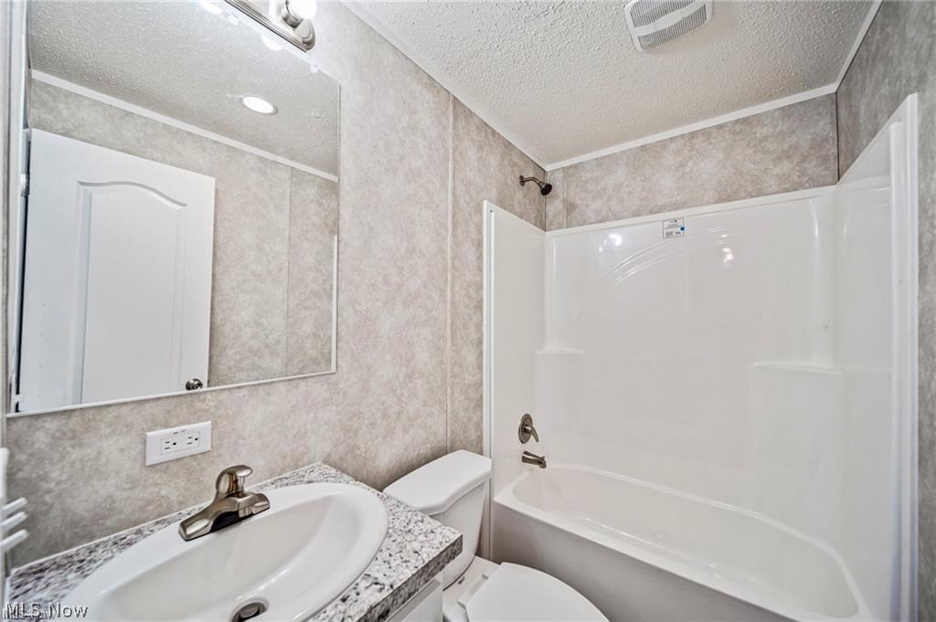 44 Eddie Road Madison, OH 44057 - Photo 16 of 21