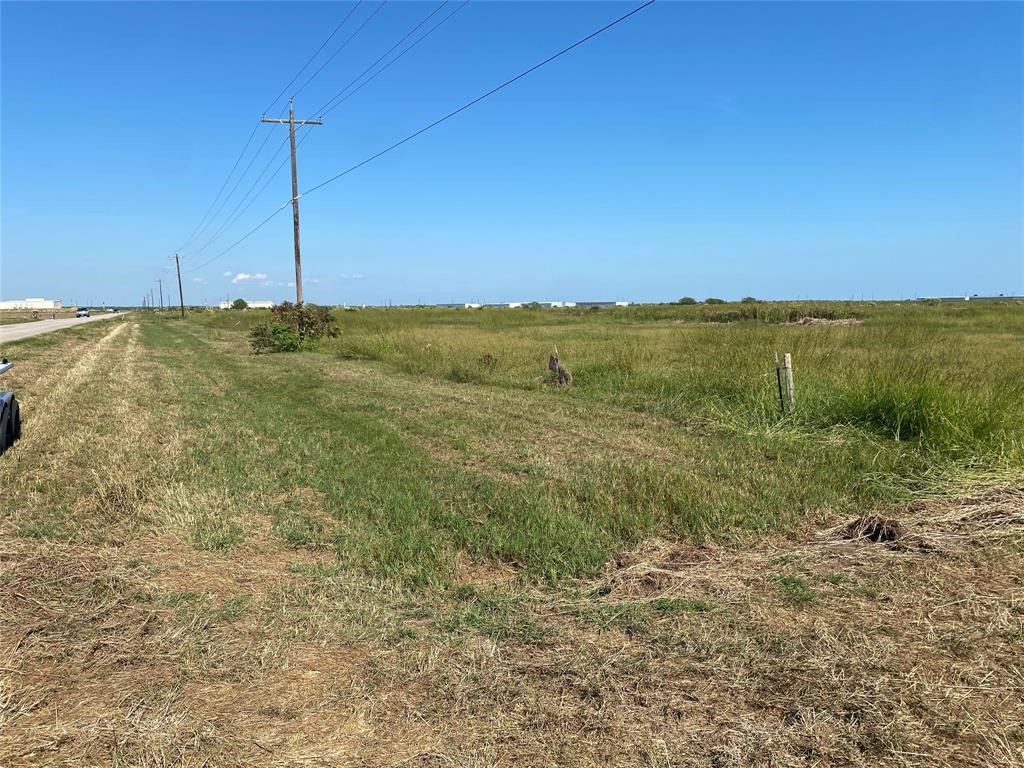 286 County Road 286 Sargent, TX 77414 - Photo 9 of 10