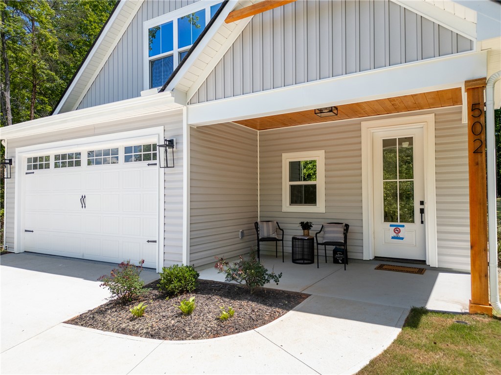 502 Point Road Westminster, SC 29693 - Photo 2 of 45