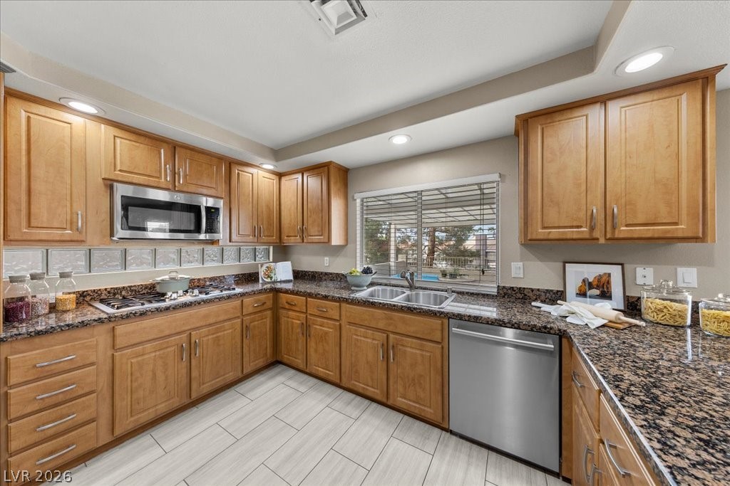 2816 Via Florentine Street Henderson, NV 89074 - Photo 17 of 53