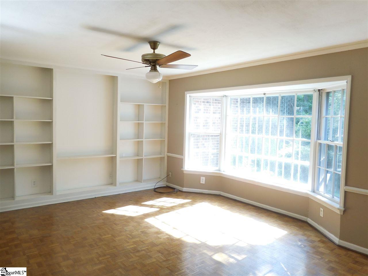 31 Summercreek Drive Spartanburg, SC 29307 - Photo 3 of 6