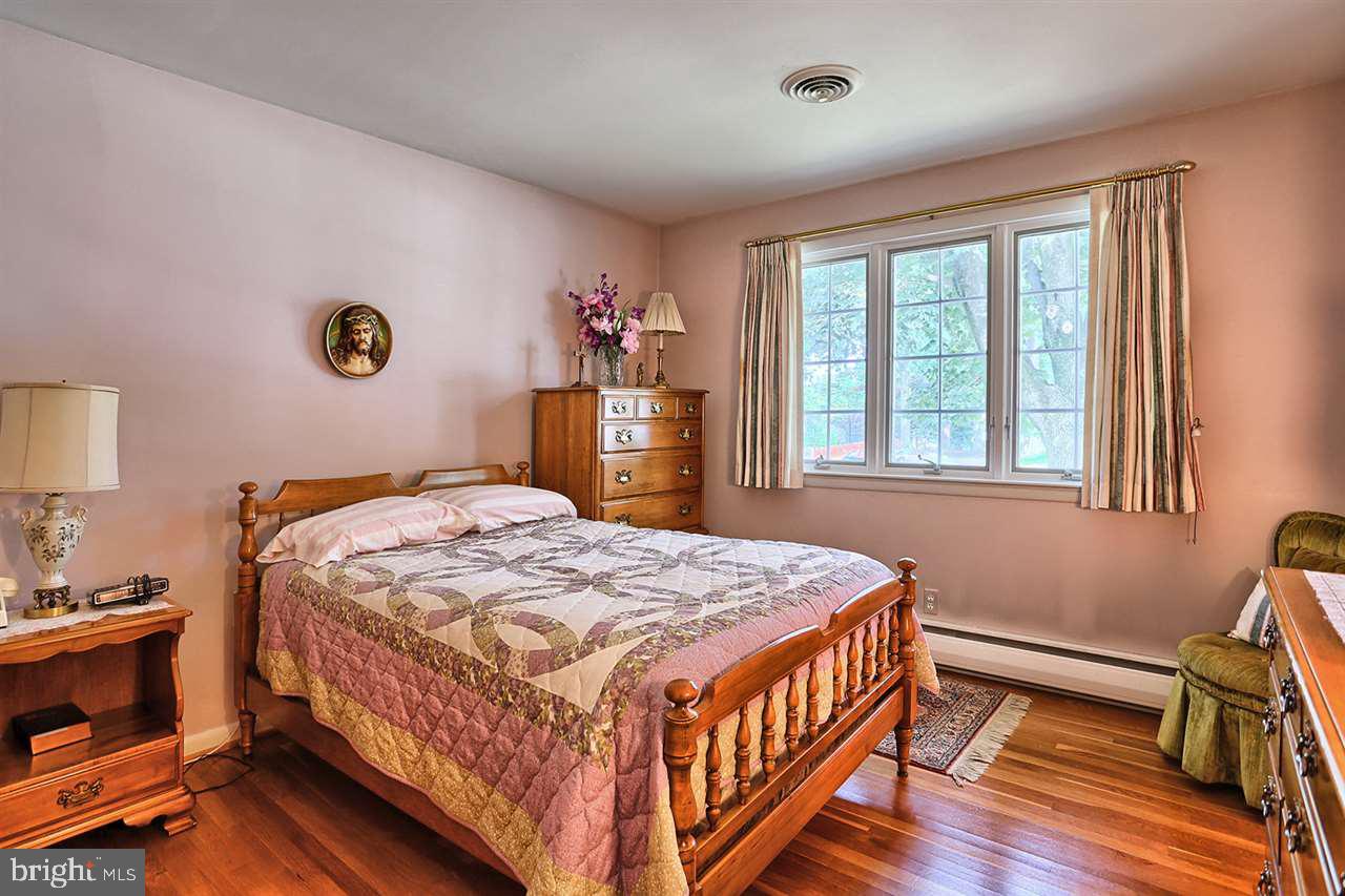 41 Golf View Road Camp Hill, PA 17011 - Photo 14 of 24 Gallery Image 14