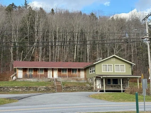 $875,000 | 136 Vermont Rte 100, West Dover, VT 05356