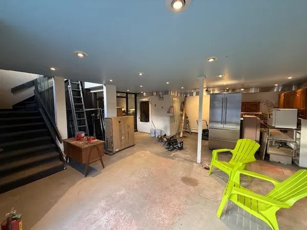 $875,000 | 136 Vermont Rte 100, West Dover, VT 05356