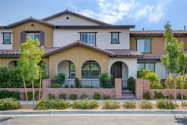 $2,020 | 1926 Via Delle Arti, Henderson, NV 89044