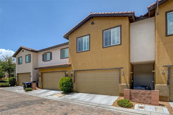 $2,020 | 1926 Via Delle Arti, Henderson, NV 89044