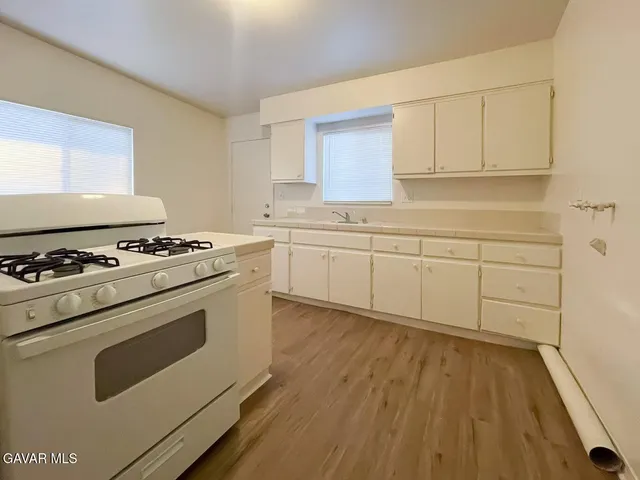 $729,900 | 44817 Redwood Avenue, Lancaster, CA 93534