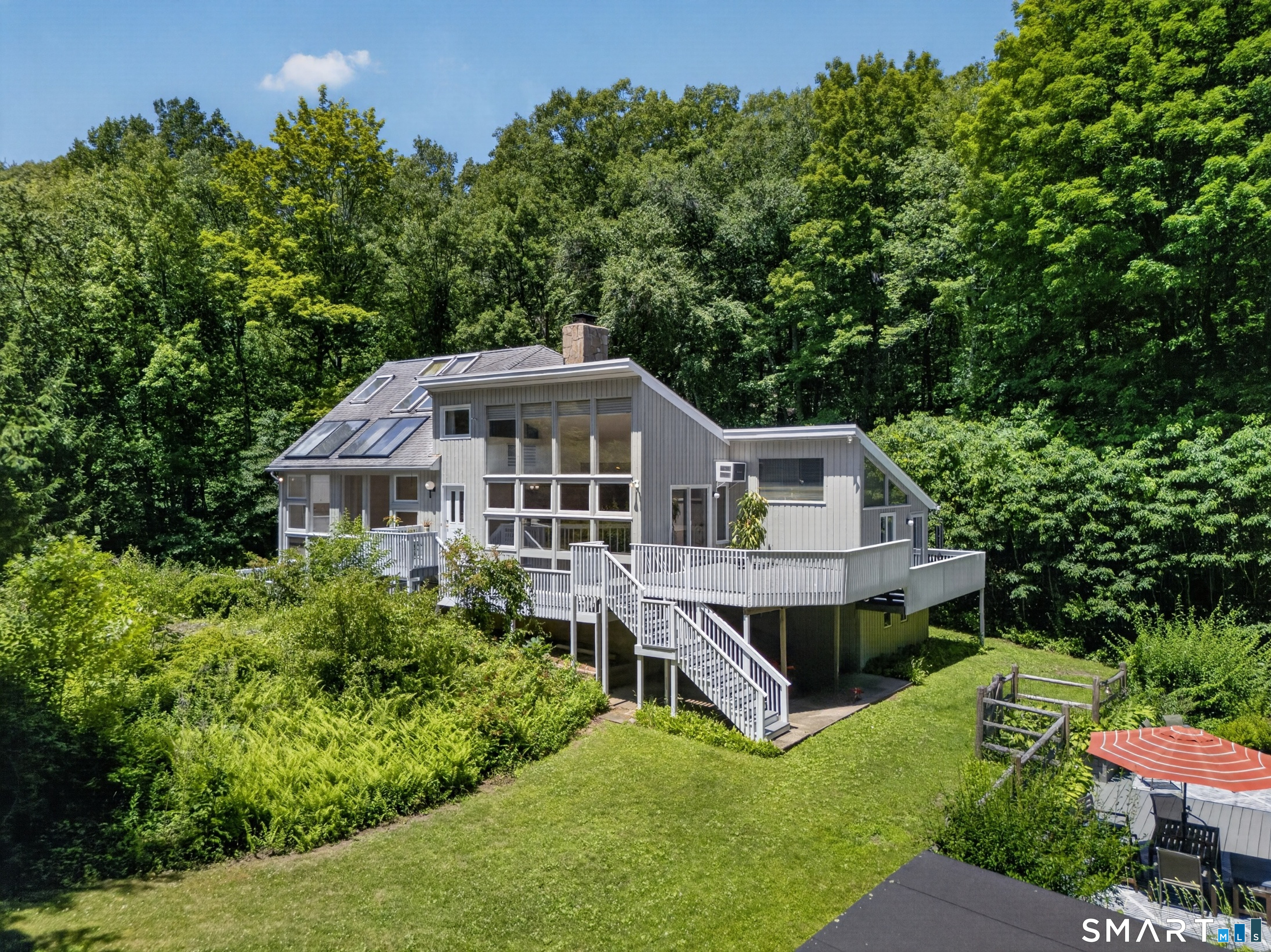 119 Peaceable Street Redding, CT 06896 - Photo 33 of 40