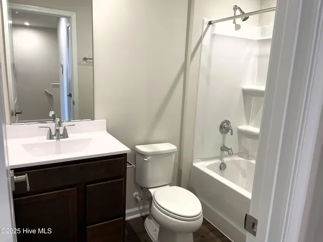 $1,675 | 3221 Edgemead Circle Northwest, Ash, NC 28420