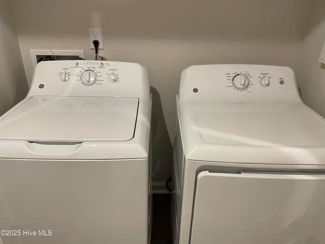 $1,675 | 3221 Edgemead Circle Northwest, Ash, NC 28420