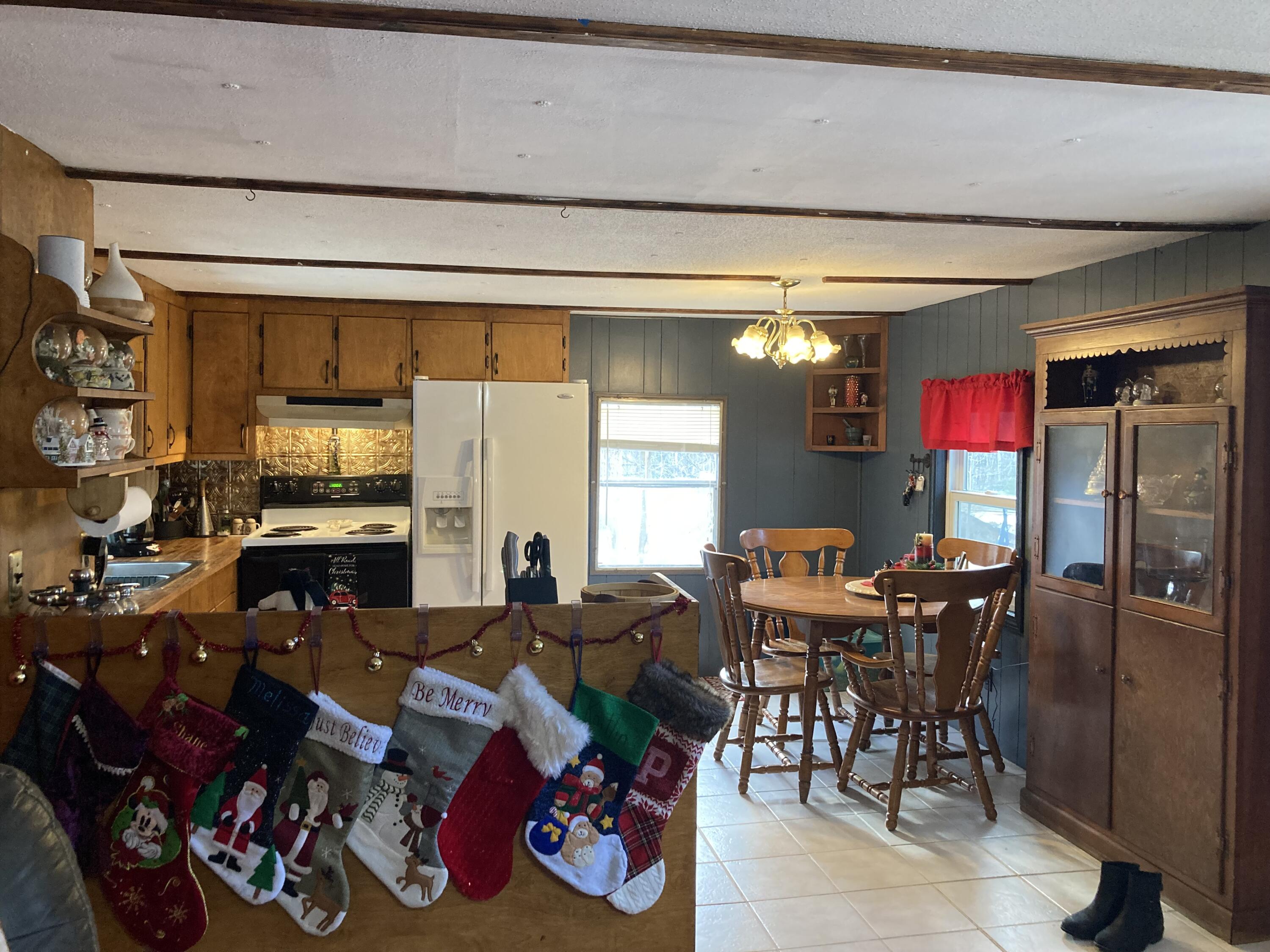 15 Welch Road Wilton, ME 04294 - Photo 5 of 38 IMG_4359