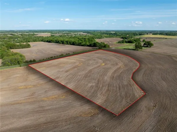 $122,080 | 5-7.63 5-7.63 Uu Highway, Jameson, MO 64647