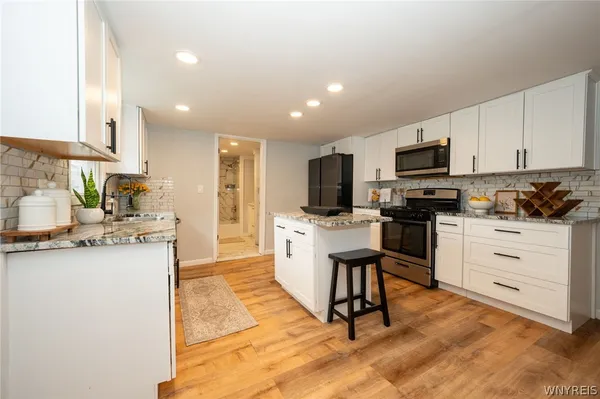 $179,900 | 124 Cable Street, Buffalo, NY 14206