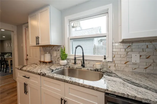 $179,900 | 124 Cable Street, Buffalo, NY 14206