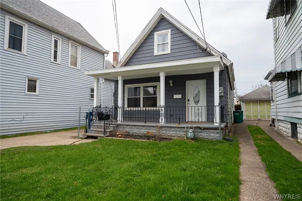 $179,900 | 124 Cable Street, Buffalo, NY 14206