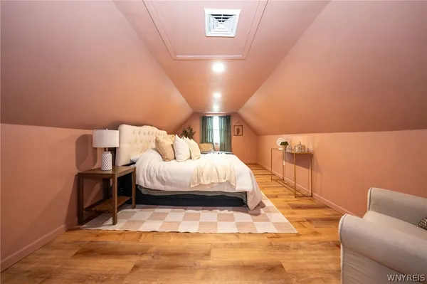 $179,900 | 124 Cable Street, Buffalo, NY 14206