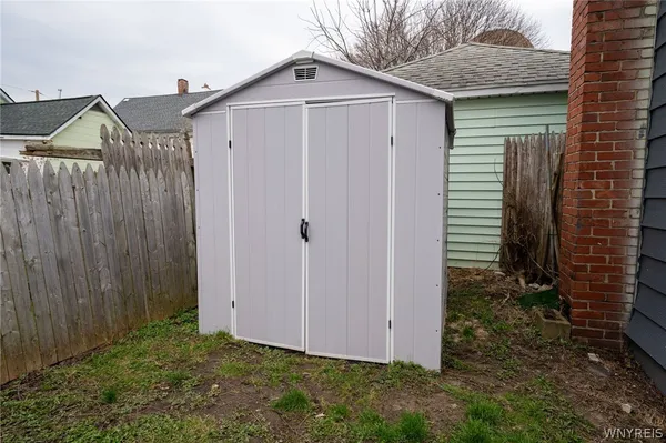 $179,900 | 124 Cable Street, Buffalo, NY 14206