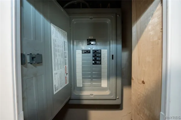 $179,900 | 124 Cable Street, Buffalo, NY 14206