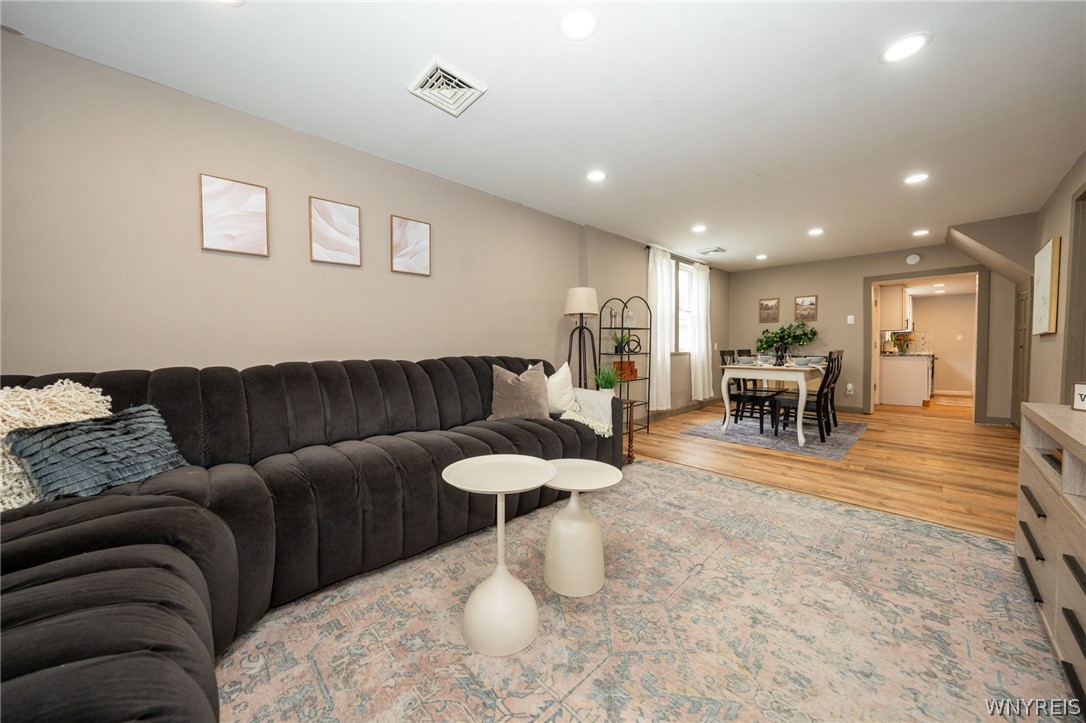 124 Cable Street Buffalo, NY 14206 - Photo 6 of 45