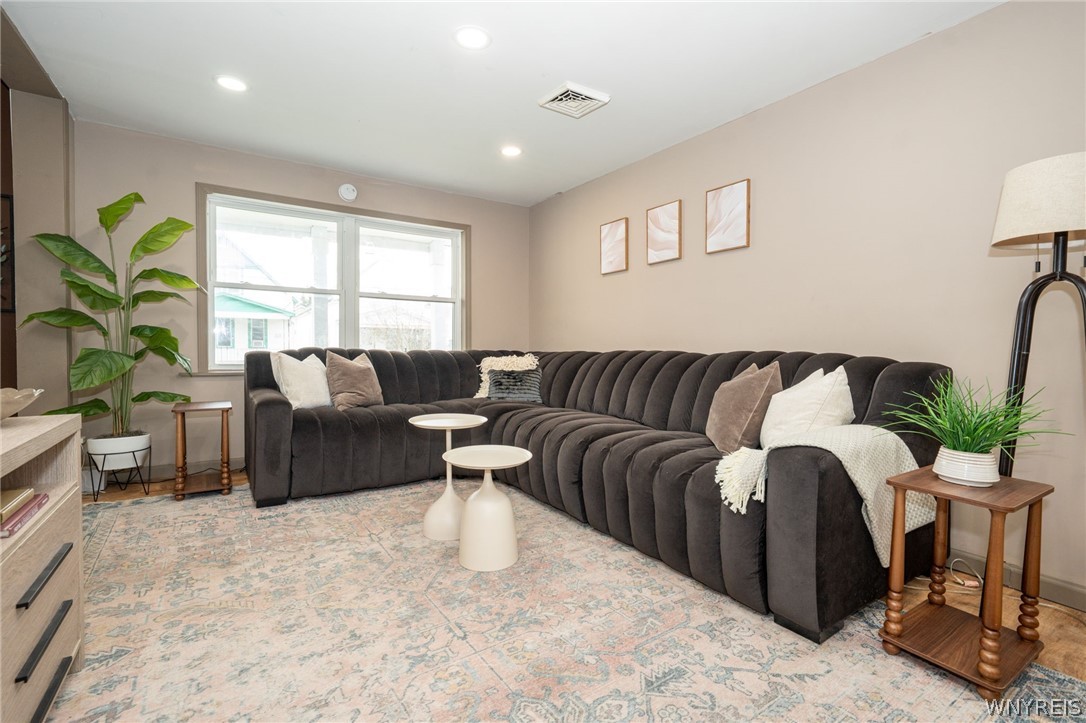 124 Cable Street Buffalo, NY 14206 - Photo 9 of 45