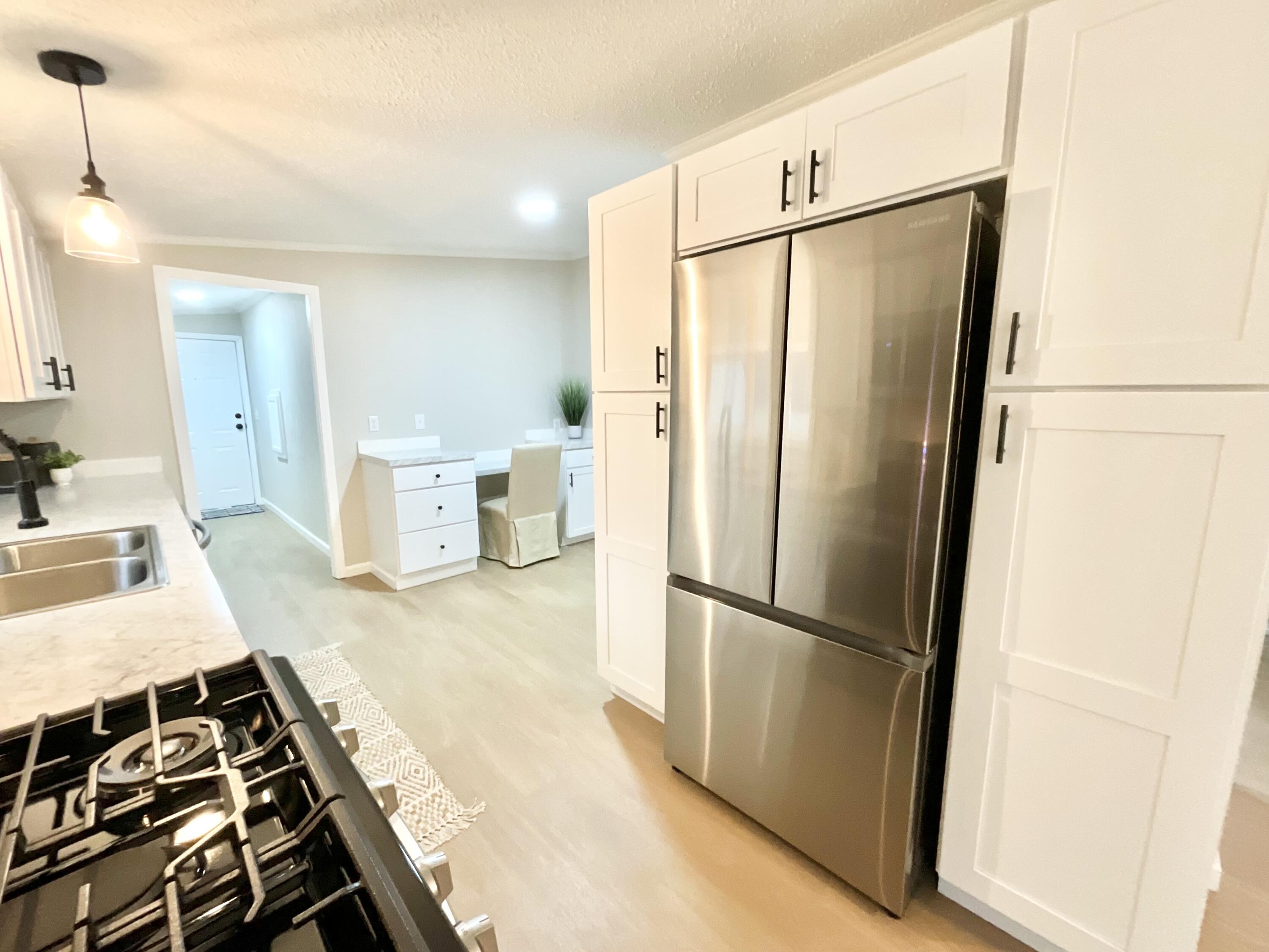 850 East River Road Muskegon, MI 49445 - Photo 8 of 29 Kitchen
