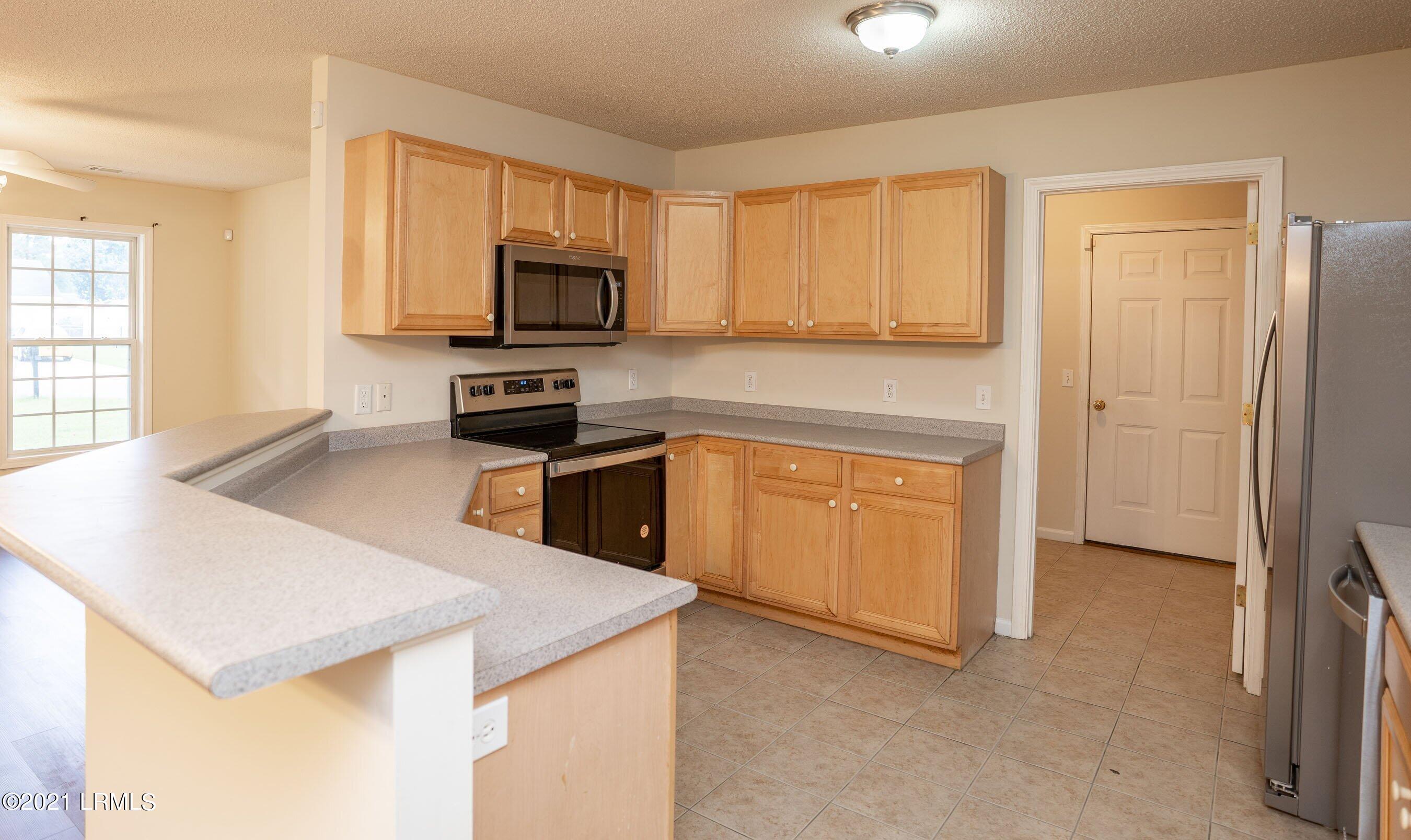 31 Virginia Road Ridgeland, SC 29936 - Photo 7 of 28 DSC03110-1.jpg-SMALL