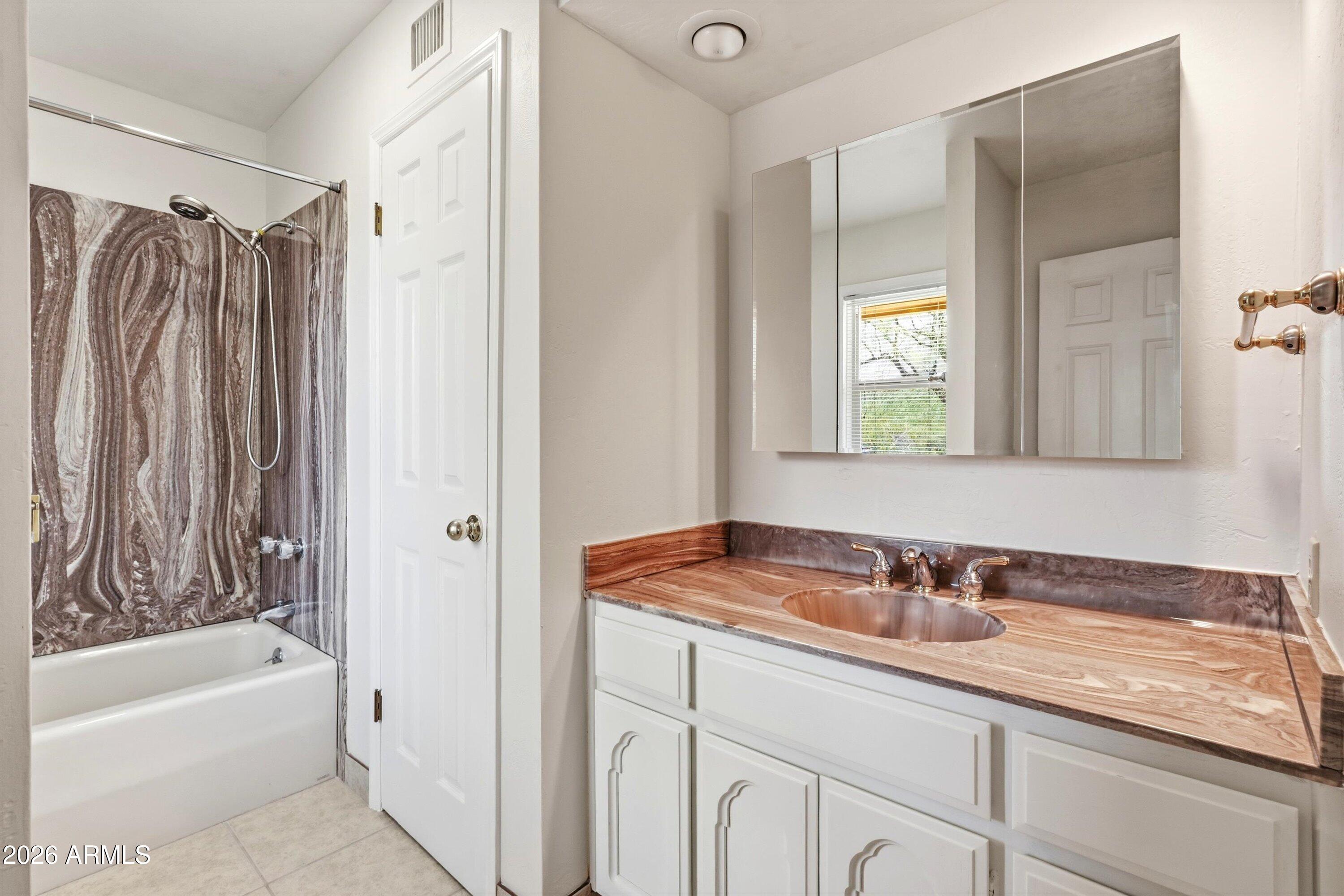 7666 East Rocking Chair Road Carefree, AZ 85377 - Photo 15 of 35 16-DSC01302