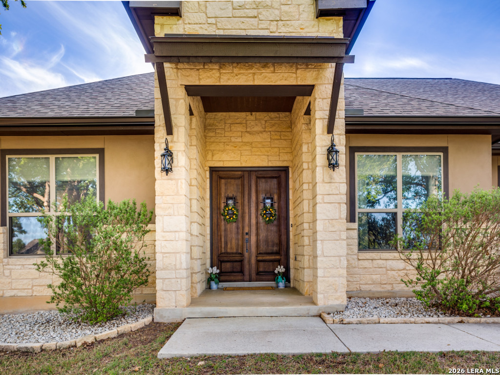 312 Lantana Crossing Spring Branch, TX 78070 - Photo 8 of 47