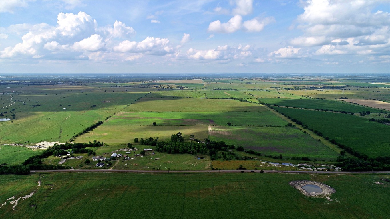 Tbd Armstrong Loop Salado, TX 76571 - Photo 4 of 18 a view of a city