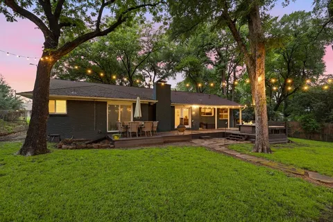 $525,000 | 2320 Chart Drive, Dallas, TX 75228