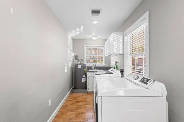 $440,000 | 8592 Creek Road, Orange, TX 77630