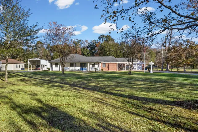 $440,000 | 8592 Creek Road, Orange, TX 77630