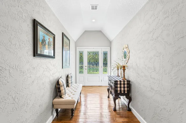 $440,000 | 8592 Creek Road, Orange, TX 77630