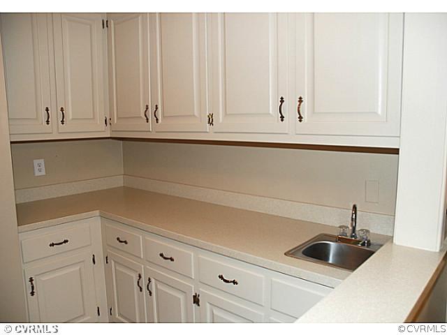 10516 Jason Road North Chesterfield, VA 23235 - Photo 11 of 24 Kitchen - Kitchen Part 2, Great Area For the Secon
