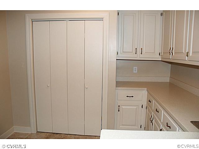 10516 Jason Road North Chesterfield, VA 23235 - Photo 12 of 24 Kitchen - Large Pantry, Second Sink and So Much St