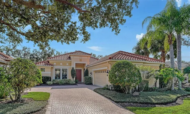 $729,000 | 7649 Portstewart Drive, Lakewood Ranch, FL 34202