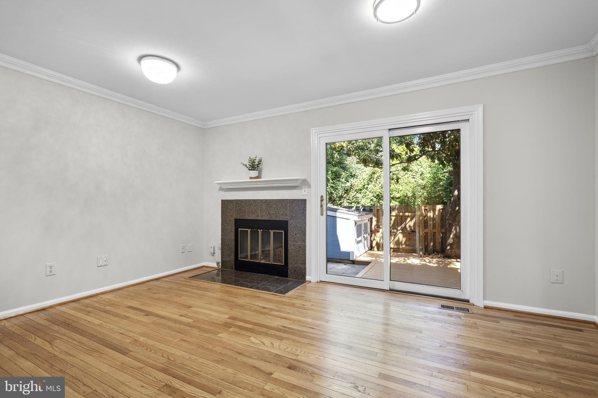 6557 Cypress Point Road Alexandria, VA 22312 - Photo 9 of 30