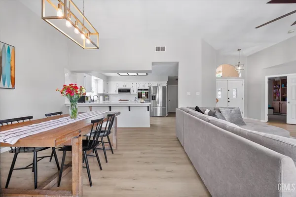 $440,000 | Undisclosed Address, Bakersfield, CA 93312