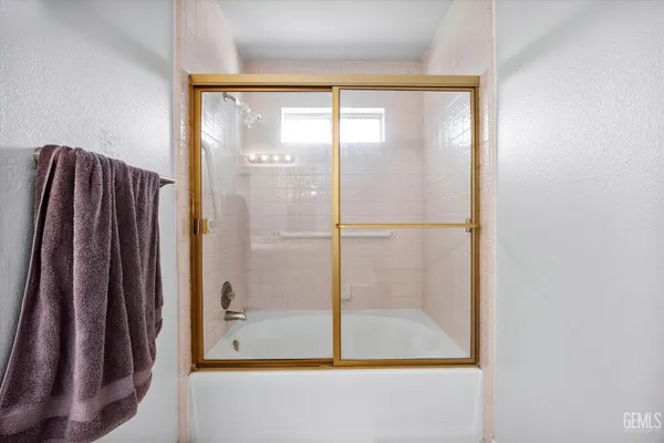 $440,000 | Undisclosed Address, Bakersfield, CA 93312